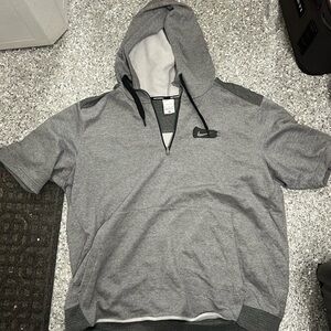 Short sleeve Nike sweaters